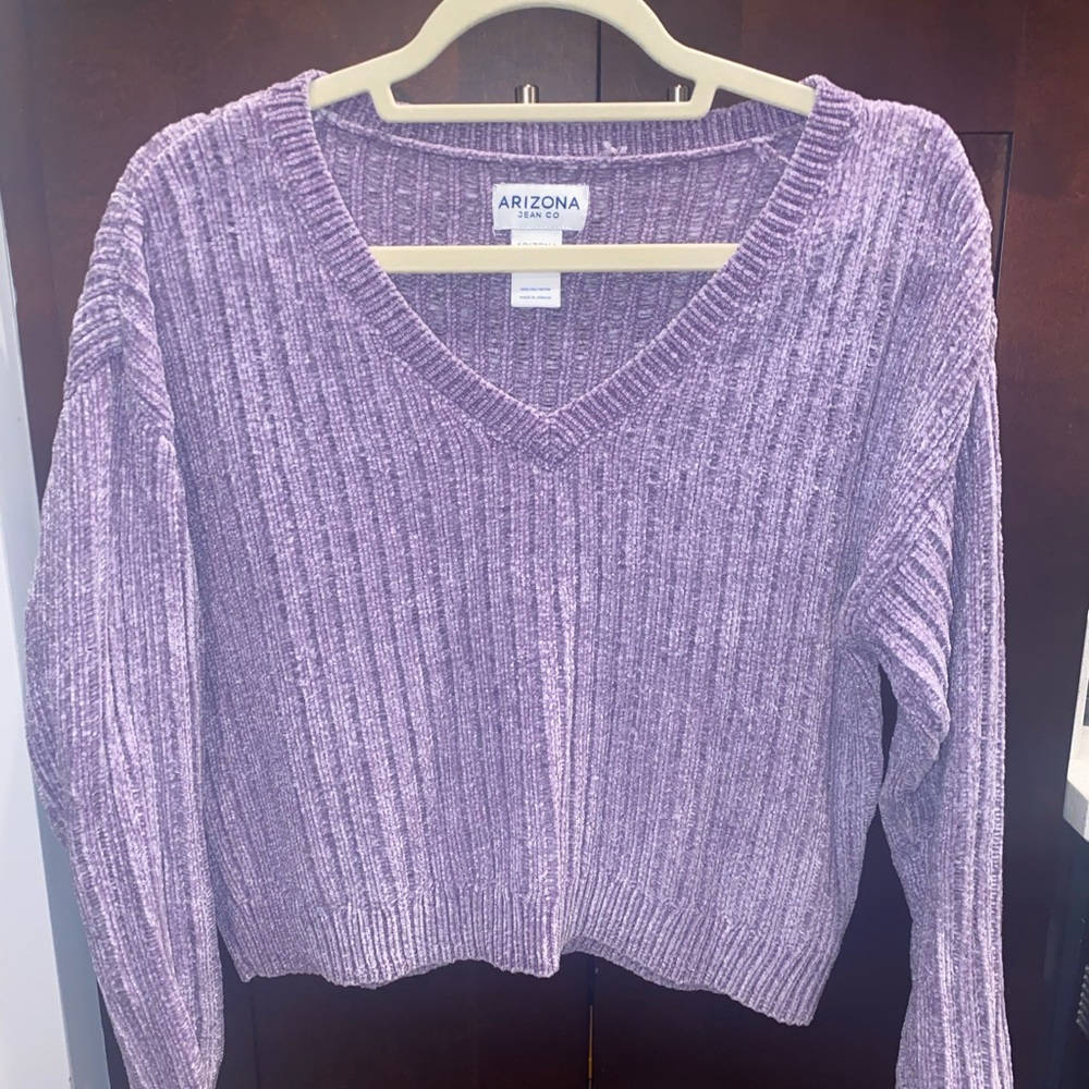 Cropped sweater